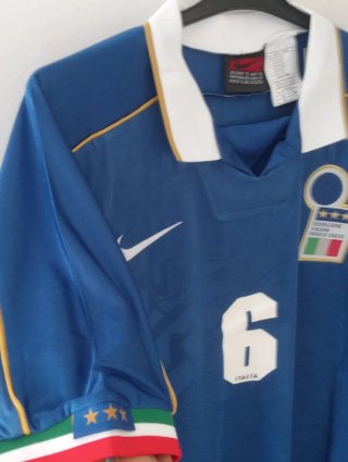 Camiseta clásica Italia. Talla XL