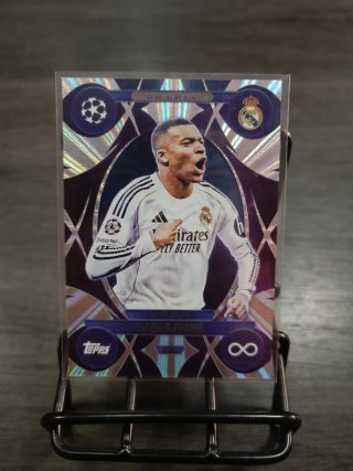 Topps Infinity Mbappé