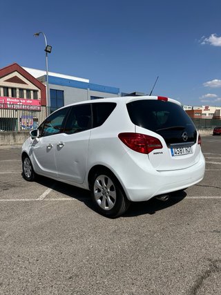 Opel Meriva 2011 (listo para usar)