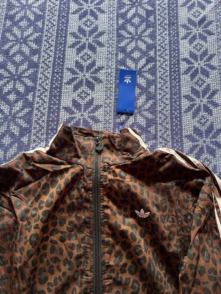 Chaqueta Adidas Estampado Leopardo