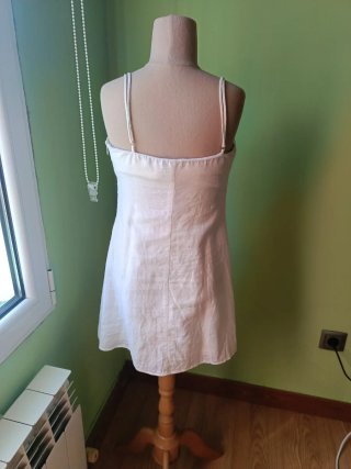 Vestido Bershka blanco tirantes