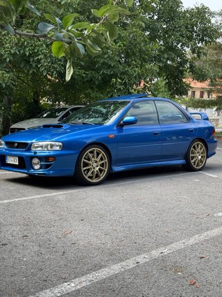 Subaru Impreza 2000