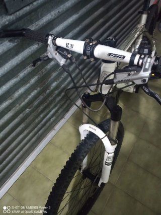 Bicicleta Rockrider 8.2