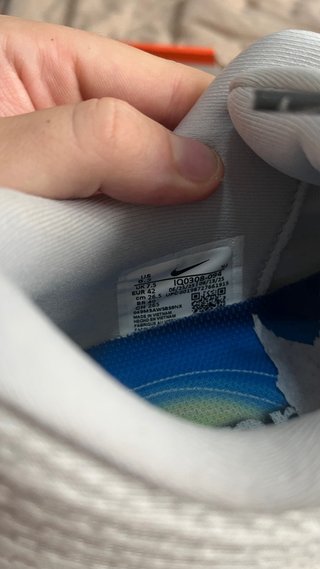 Nike Vomero Plus Gris/Blanco