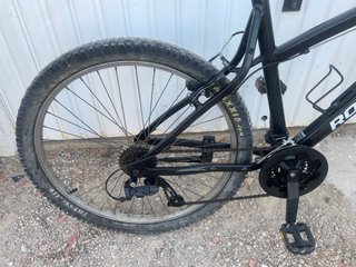 Bicicleta Rockrider Negra