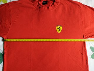 Camiseta oficial original escudería Ferrari