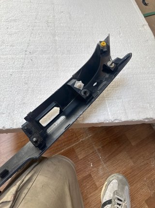 Embellecedor portón Mondeo MK5