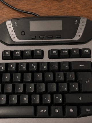 Teclado Gaming Logitech G15 con LCD