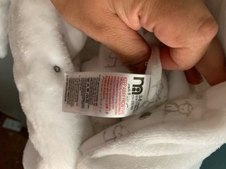 Conjunto mono y mantita bebé terciopelo
