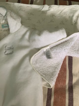 Conjunto mono y mantita bebé terciopelo