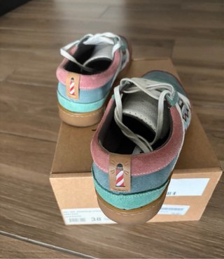 Deportivas Morrison rosas y turquesas