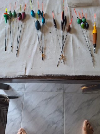 Lote Boyas Pesca Flotadores Plumas Corchos