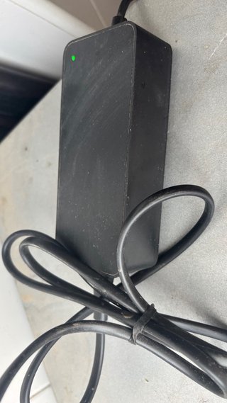 Patinete eléctrico casi nuevo!  Entrega en persona