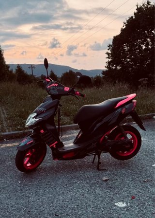 Jog RR Scooter Negro y Rosa