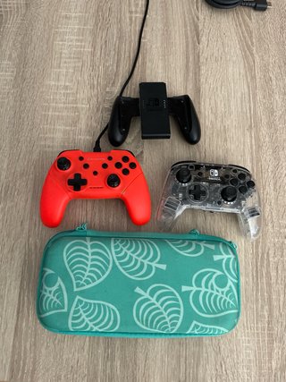 Nintendo Switch + 7 Juegos + Accesorios