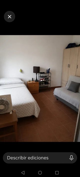 Casita de campo con agua y luz
