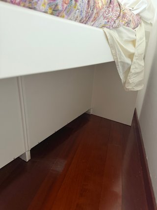 Cama nido doble con cajones de diferente tamaño.