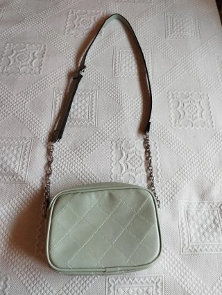 Bolso bandolera acolchado Stradivarius