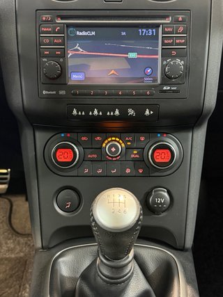 Nissan Qashqai+2 2010