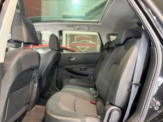 Nissan Qashqai+2 2010