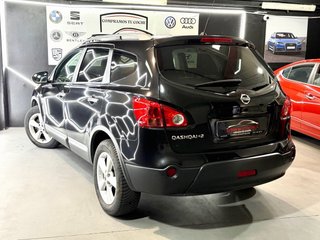 Nissan Qashqai+2 2010