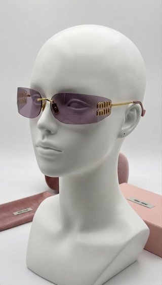 Miu Miu – Gafas de sol lilas
