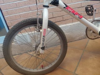 Bicicleta  BMX BH Shark 20 Blanca