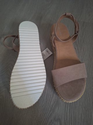 Sandalias cuña Anna Field Talla 42