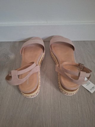 Sandalias cuña Anna Field Talla 42