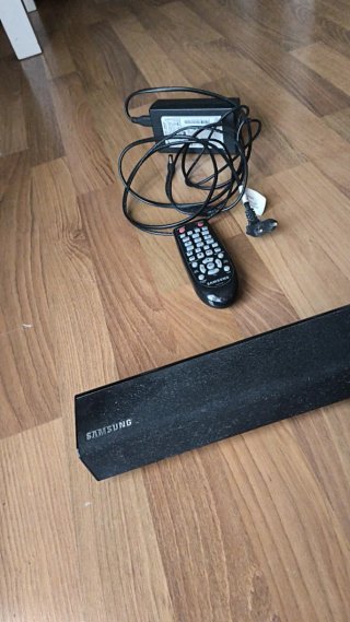 Barra de Sonido Samsung HW-F355 120W + Subwoofer
