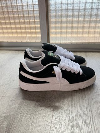 Zapatillas Puma Suede XL Negras y Blancas