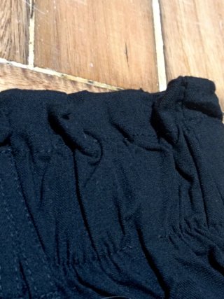 Pantalón corto tela negro