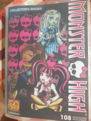 Álbum  Monster High Panini 2012 completo 108