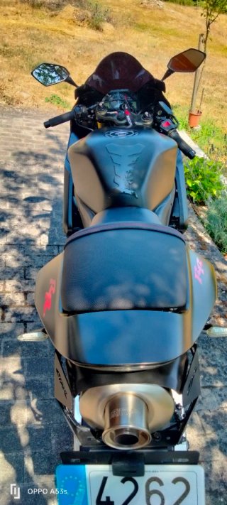 Honda CBR 600 RR Negra