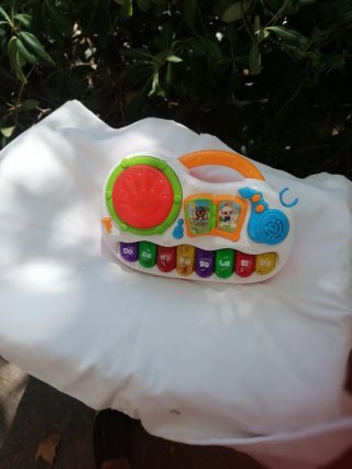 Órgano infantil musical con tambor