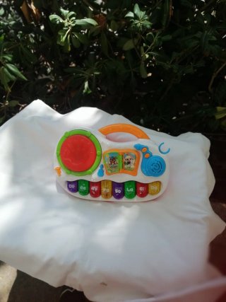 Órgano infantil musical con tambor