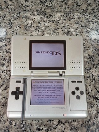 Nintendo DS (2004) Plata