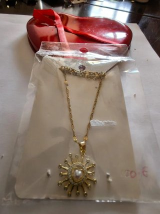 Collar Acero Inoxidable con Cerezas