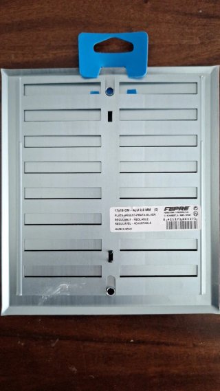 Rejilla ventilación regulable gris