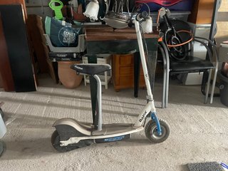 Patinete eléctrico Razor E300S