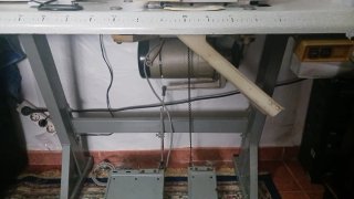 Máquina de coser Mitsubishi LS2-180