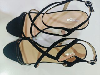 Sandalias de tacón negras para vestir