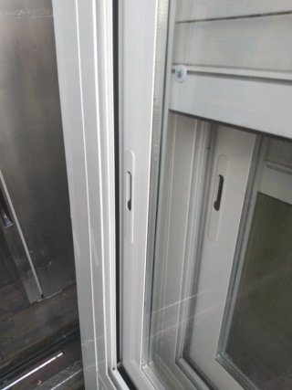 2 Ventanas corredera con persiana