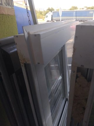 2 Ventanas corredera con persiana