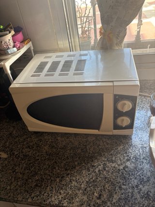 Microondas blanco