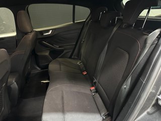 Ford Focus 1.0 Ecoboost MHEV 114kW ST-Line