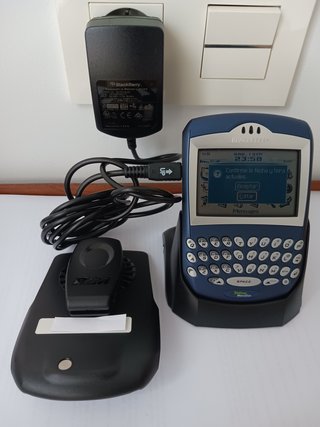BlackBerry 7290 + Cargador y Base