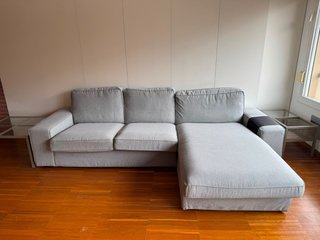 Sofá gris + chesslounge