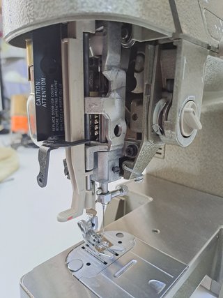 Máquina de coser SINGER HD110