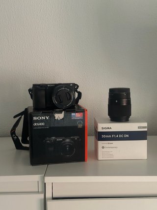 Sony Alpha 6400 + Sony 16/55 + Sigma 30mm F1.4